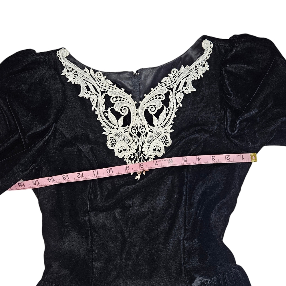 Vintage 80s Gunne Sax By Jessica McClinton Lace Collar Black Velvet Dress Sz 4 ? - Picture 14 of 16